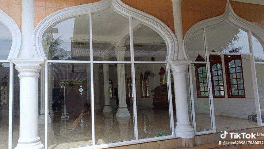 Masjid Baitul Anwar Gp Peunia Kec Kawai XVI Aceh Barat