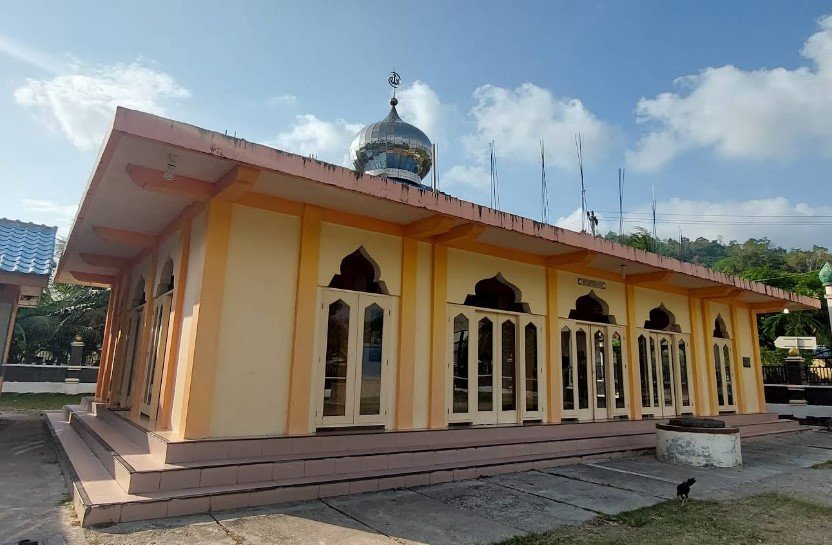 Masjid Babul Ibad Gp. Gugop Kec. Pulo Aceh Aceh Besar