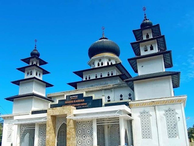 Masjid Baburrahman Gp. Simpang Empat Kec. Kluet Utara Aceh Selatan